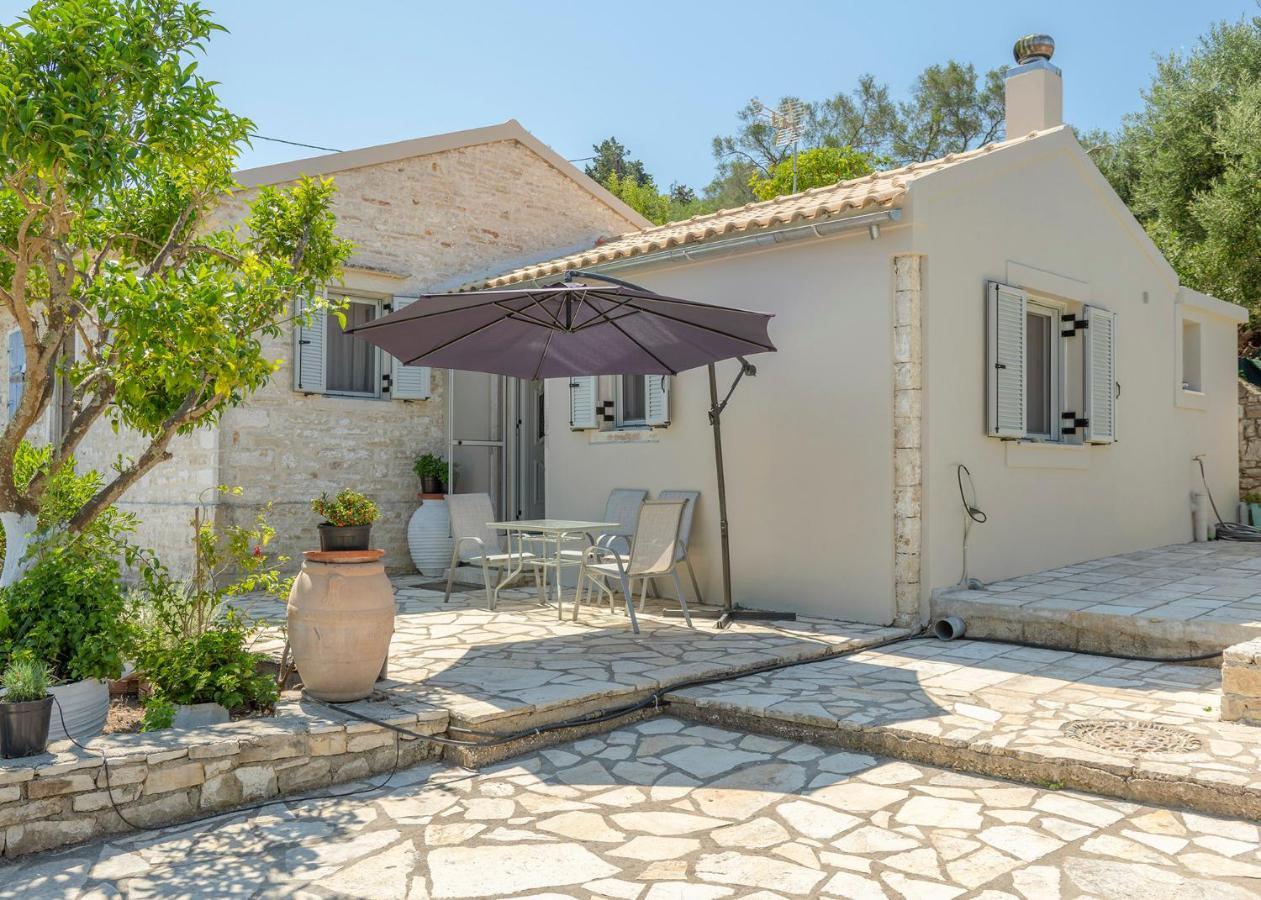 Vila Emilios Stone House Gaios Exteriér fotografie