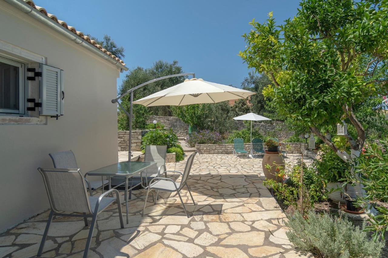 Vila Emilios Stone House Gaios Exteriér fotografie